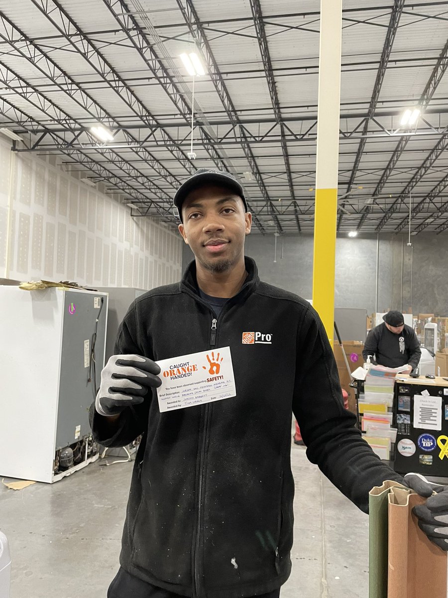 Tina Drake tweet media