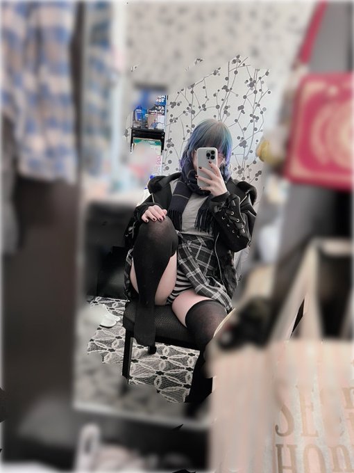 Lazy day hotel room pics https://t.co/Jf9wriJnX2