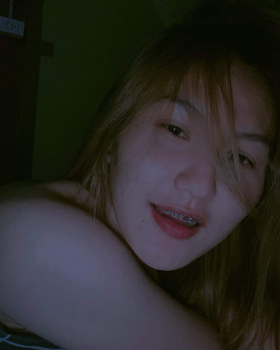 ShhsYdid's tweet photo. #อยากอมควย  #เงี่ยนอยากโดนเย็ด 
#รีทวิตส่งหีให้ดู 🥵💦 https://t.co/aYbJsKkZTJ