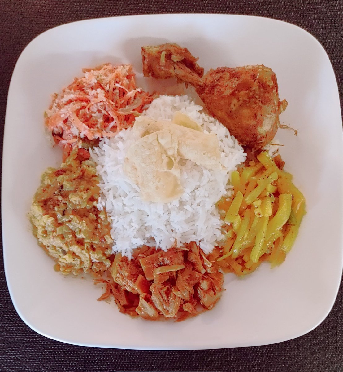 CSenuli's tweet photo. 🍴♨️

#Today lunch https://t.co/Vf6KxGb5Md