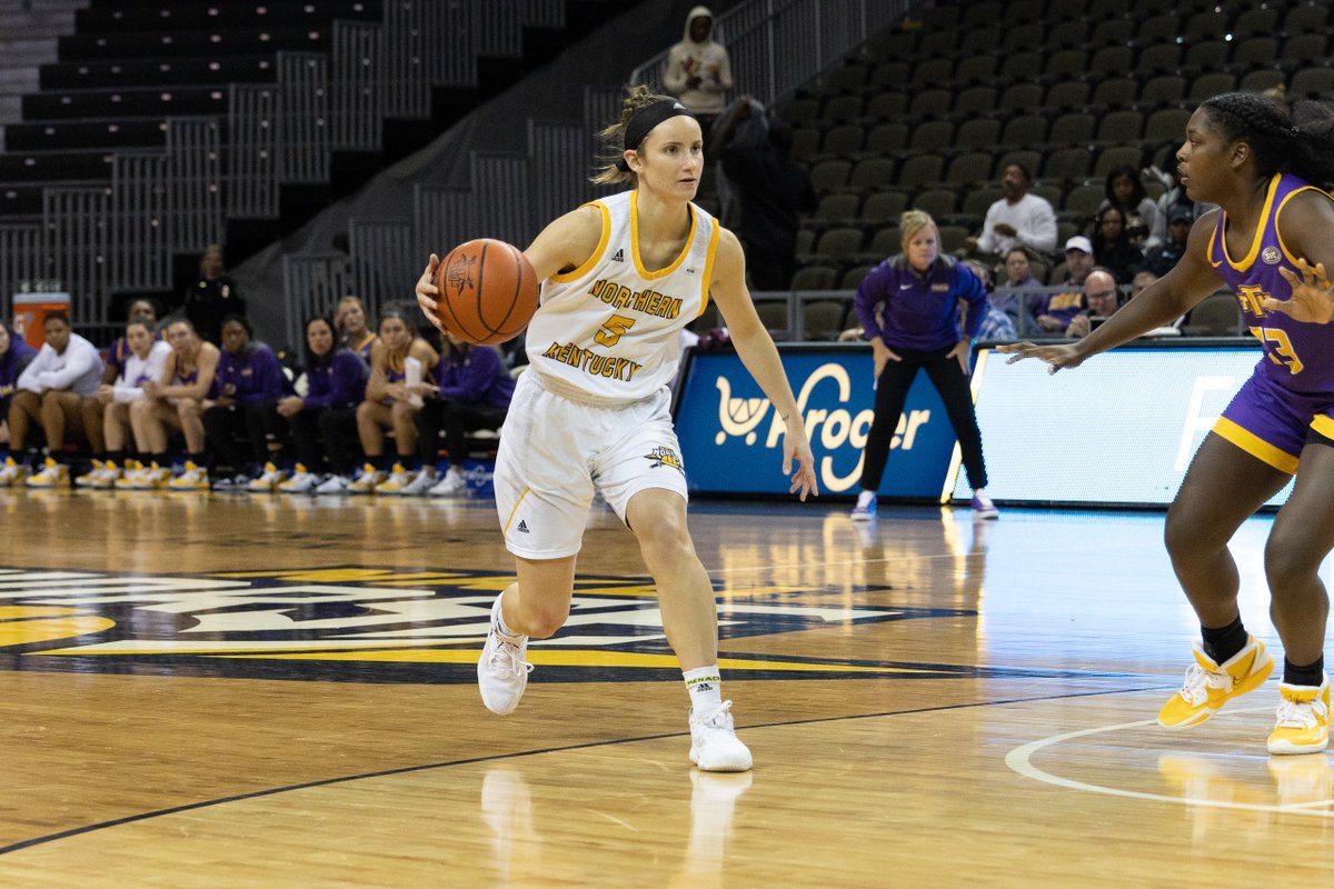 #HLWBB play resumed on Wednesday with <a href="/NKUNorseWBB/">NKU Women's Basketball 🏀</a> earning a home win over Wright State.

<a href="/Little_Duv5/">Lindsey Duvall</a> had a stellar game for the Norse, posting a double-double with 25 points and 13 rebounds while shooting 57.9 percent from the floor.

🏀: bit.ly/3WM9sry