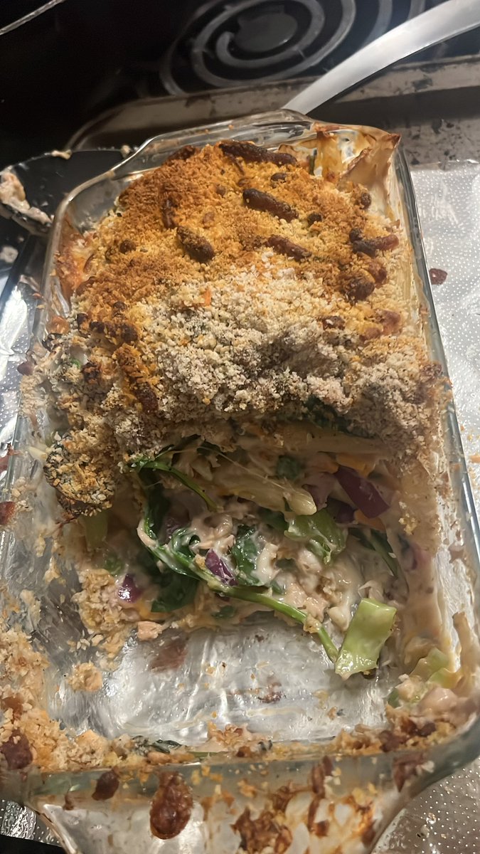 woxpots's tweet photo. Tuna casserole. #yegeats #comfortfood https://t.co/wN2rIzXeYy