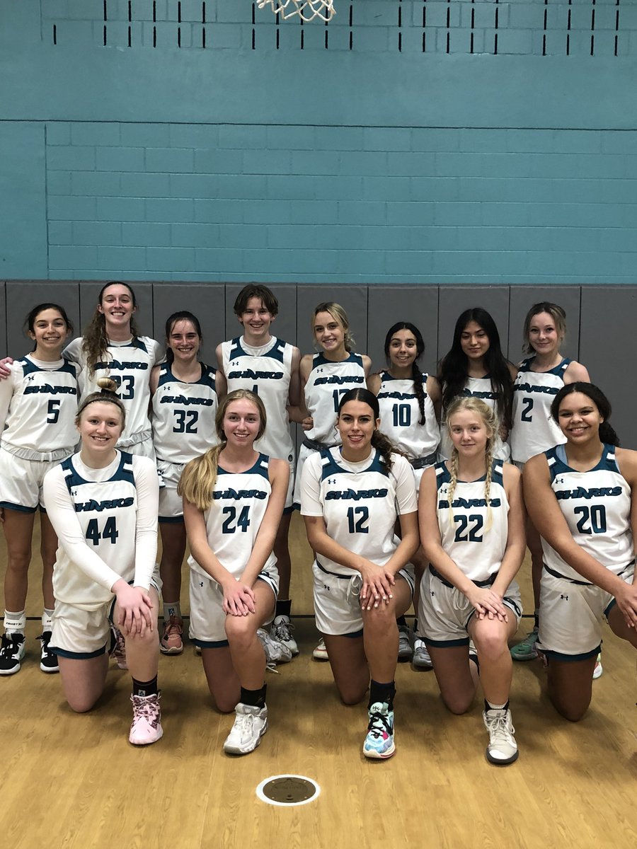 Won 1st round game  @TBChristmasInv 58-28 over 6-1 Fayette Co of Georgia. <a href="/tyrahtownsend/">tyrahtownsend</a> played phenomenal inside <a href="/MLeslie2023/">Madelyn Leslie</a> &amp; <a href="/23Lillyfultz/">Lillyfultz_23</a> knocked down 3s. <a href="/sophiesamuels_/">Sophie Samuels</a> played her best game of season. Bench was incredible.