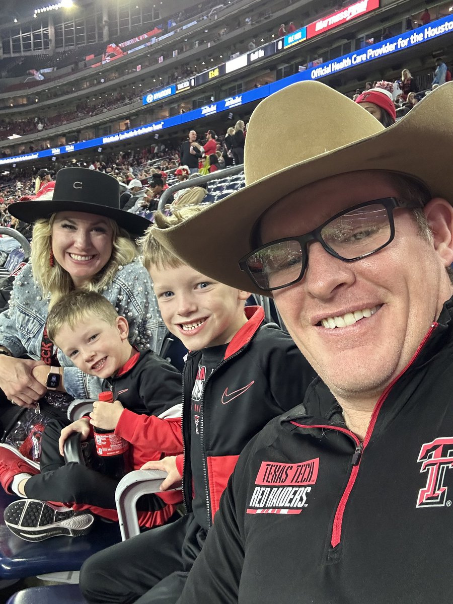 drustew's tweet photo. #TexasBowl https://t.co/SFW8SWxn7A