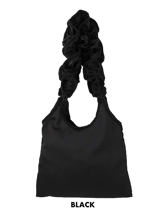 HELOYSEofficial's tweet photo. - shoulder on LOVE satin mini -

 あなたの肩に愛と希望をそっとお届けします。

清々しいカラーのサテンを使用し

トートでありながら優雅さを持ち合わせたBAGに仕上げました。

#heloyse #エロイーズ #sholderonlove #ショルダーバッグ https://t.co/59dCXiItRe