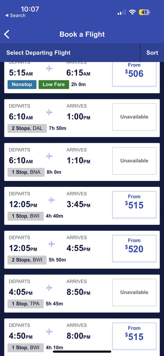 MikeyQuidort's tweet photo. Wow @SouthwestAir cancels flight, doesn’t offer a possibility for rebook then sells the same flight for triple the price. This is wild! #Southwest #Southwestmeltdown https://t.co/p2Co0BYCG8