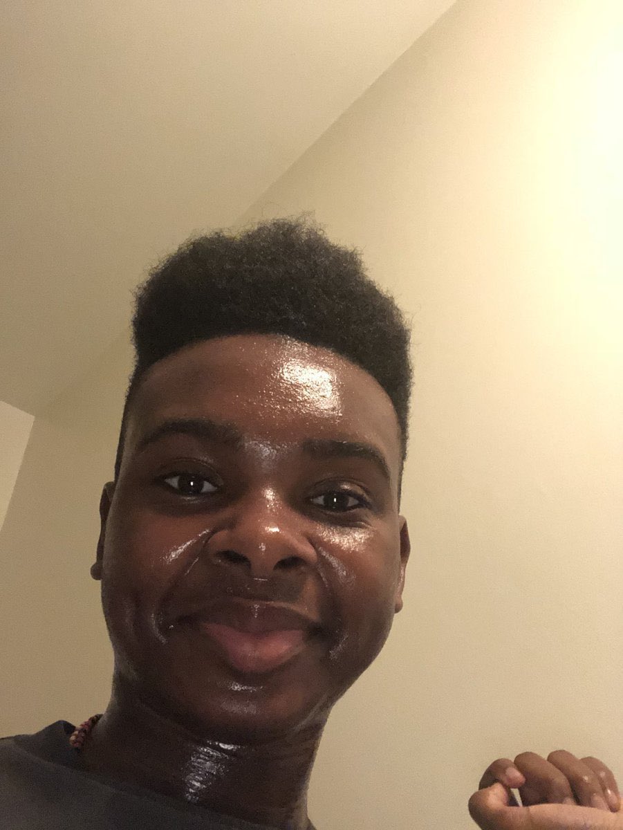 me going to bed after doing my night time skincare routine with all my serums &amp; oils