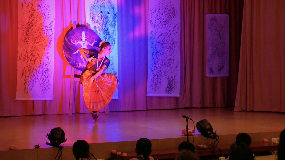 AurovilleMedia's tweet image. Marghazhi Vaibhavam festival in Auroville, Devotional month of Marghazhi
Dance performance by Neeta Sura at Unity Pavilion
#auroville #aurovillefoundation #unitypavilion