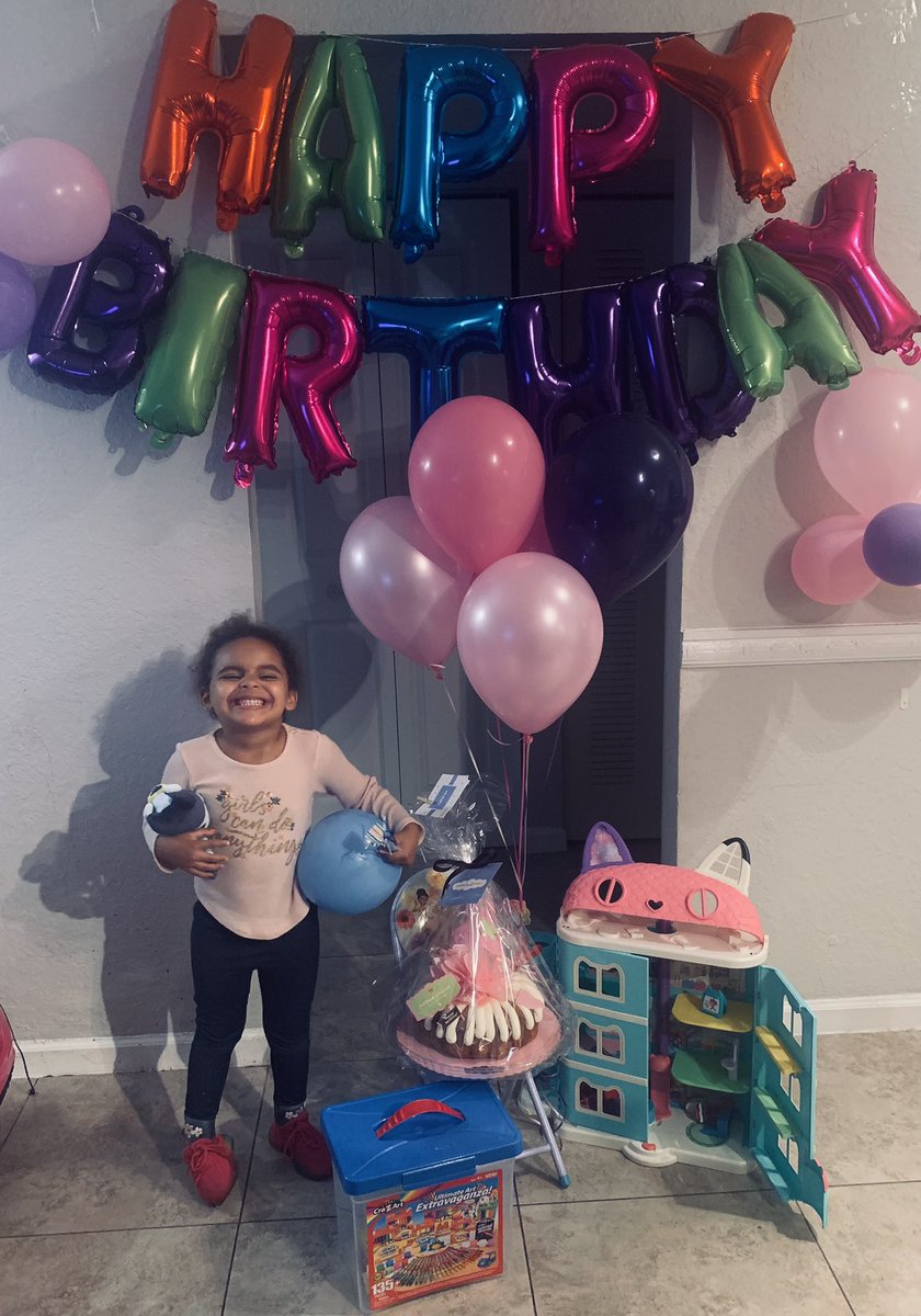 betterbejo's tweet photo. My girl is FOUR!!! 🥹🥹 Happy Birthday to my sweet(ish) baby… I had the best day celebrating with her! 🥳🎂 https://t.co/A3FJXZoue0