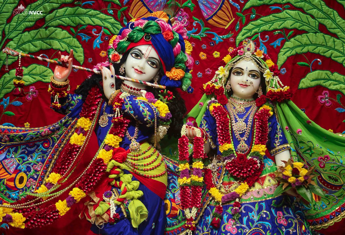 ISKCONPune's tweet photo. Today's 28/12/2022 Darshan of
ISKCON NVCC Pune
#BookMarathon #BookDistribution
#BookMarathon2022 #GitaMarathon
#Bhagavadgita #Gita #Gitajayanti
#PrabhupadaBookMarathon
#iskconnvcc10thanniversary
#ISKCONNVCC #ISKCONPune #ISKCON
#PUNE #DailyDarshan 
#Thursday #29thdecember https://t.co/CvvsH1Kcco
