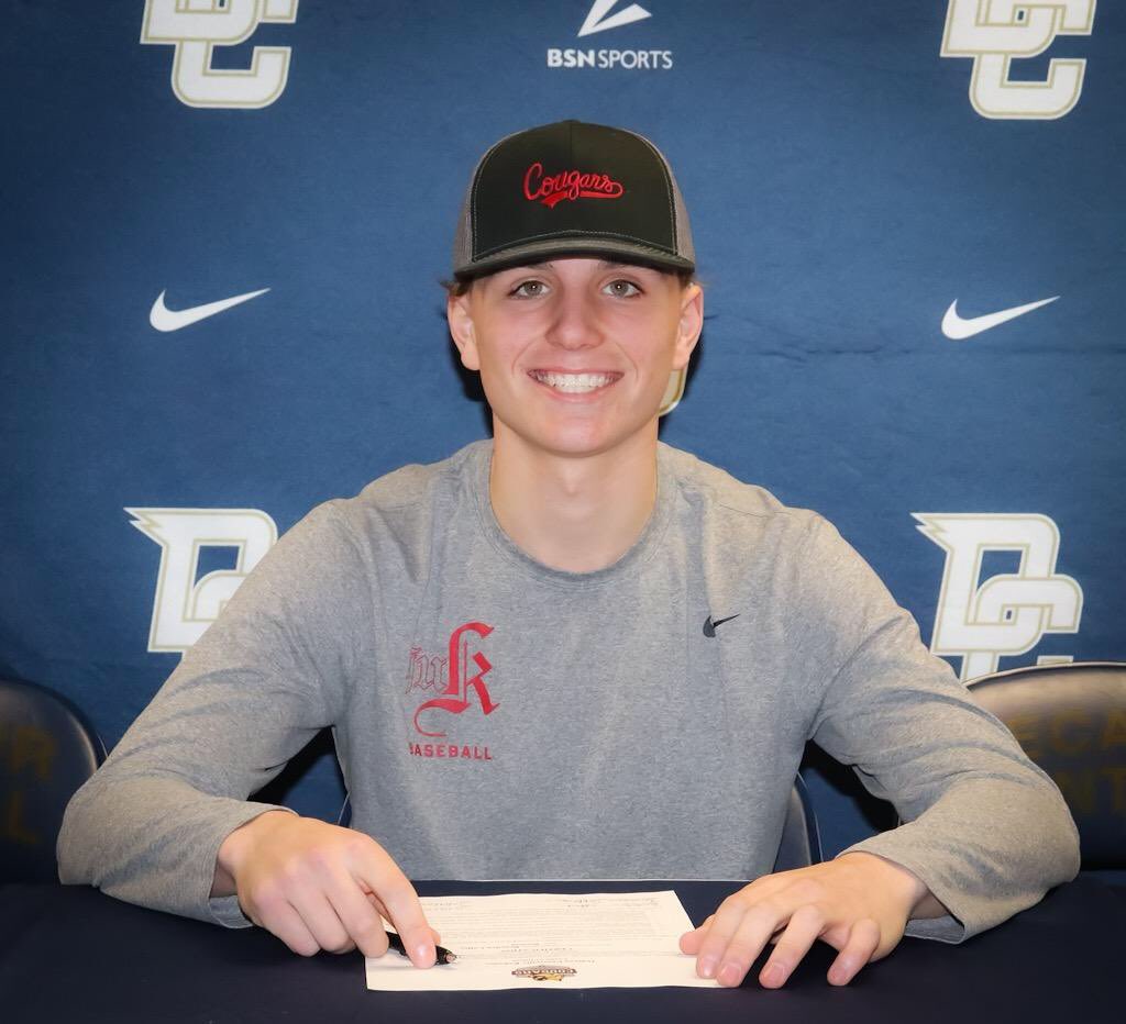 DCBASEBALLHAWKS's tweet photo. SR SS/P Brayden Coffey (@braydencoffey_) officially signed for IU Kokomo last week. Congrats again, Brayden! https://t.co/5KxFf8yy7u