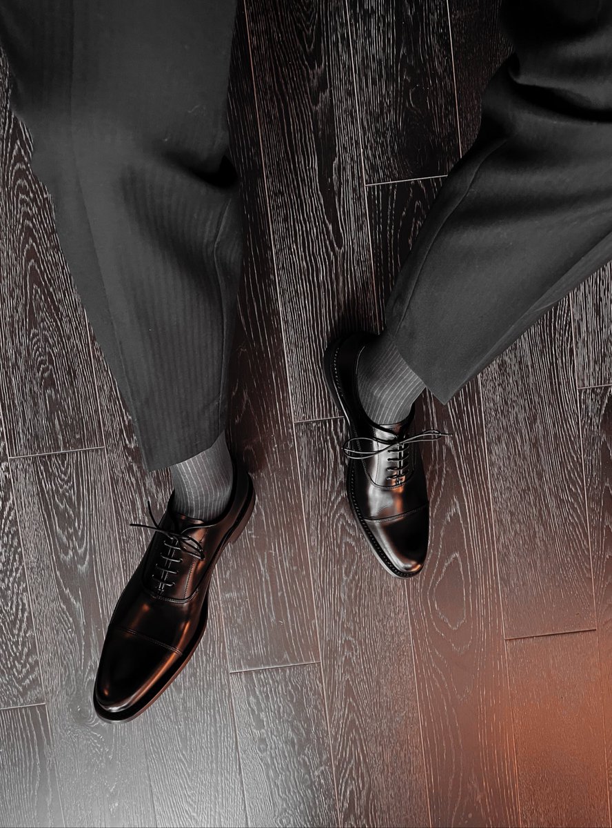 又是正装丝袜出街的一天