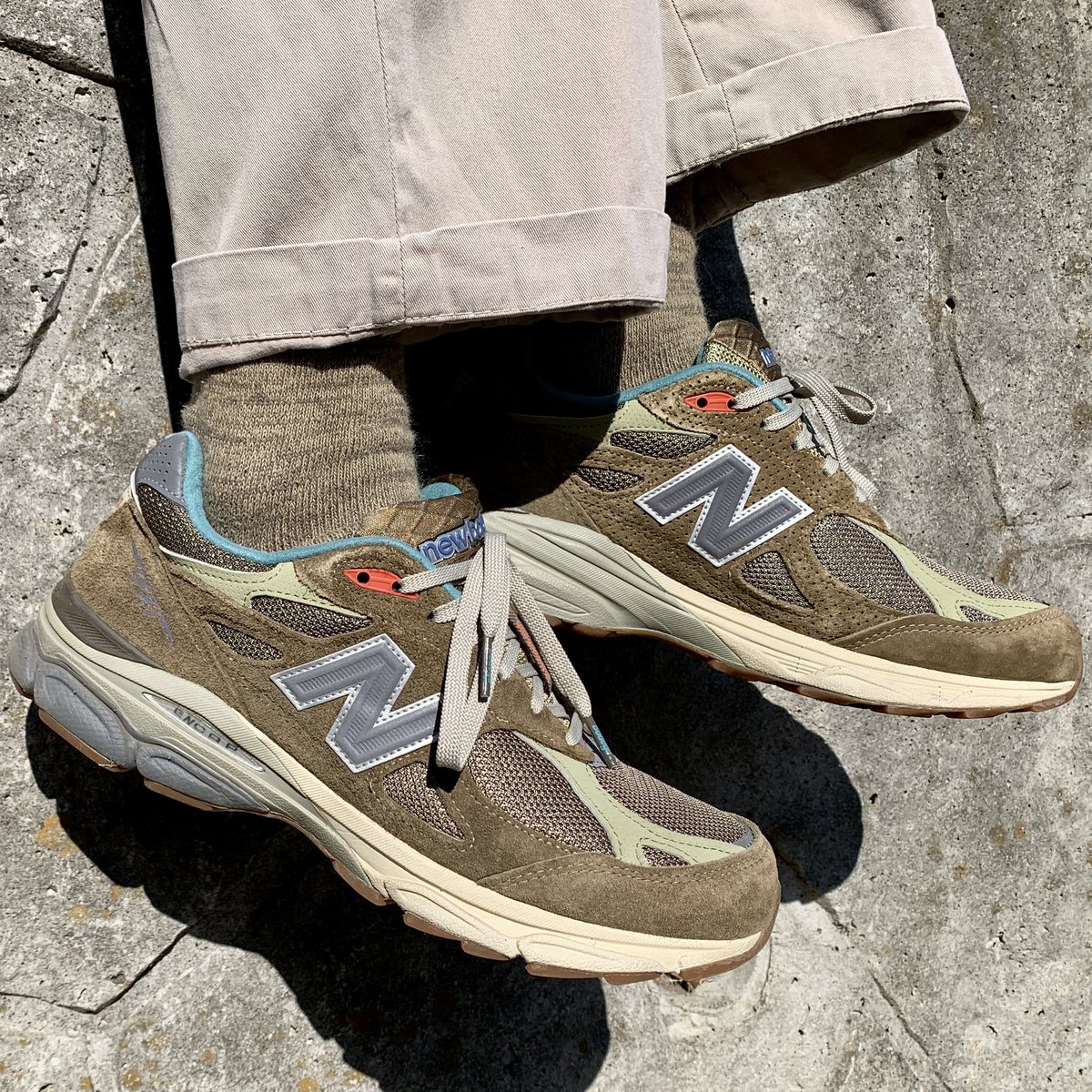 YossiyWear's tweet photo. #NewBalance990v3 #ニューバランス990v3
久しぶりの登場✨
チノパンは #リカルドメッサ
#johnsmedley のニットに #barbour #bedale 着てちょうど良いくらい☺️
#andersenandersen のニット帽は手放せません(笑)
#レベルソ #reverso は #大人カジュアル な格好にピッタリです☺️ https://t.co/RSipt5s8dy
