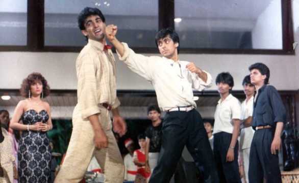 #33YearsOfMainePyarKiya 29Dec1989

#SalmanKhan #Bhagyashree #MohnishBahl #AlokNath #RajeevVarma #ReemaLagoo #LaxmikantBerde #PervinDastur #AjitVachani #HumaKhan

#RaamLaxman

#SoorajBarjatya