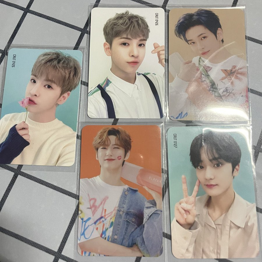_mojiiiii's tweet photo. เหมาทั้ง 5 ใบ 90 รวมส่ง

เพิ่มเดมได้เยย🫶🏻💐

#ตลาดนัดcravity #ตลาดนัดคราวิตี้ #ลอบิตี้พลาซ่า https://t.co/vf5LzKgBKL