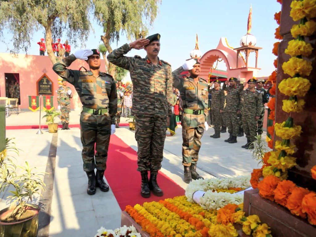 SWComd_IA's tweet photo. 51st #NagiDay commemorated the victory at Nagi dunes on 28 Dec 1971.Homage was paid to gallant soldiers.
Veer Naris, NOKs, and War Veterans were felicitated by GOC #ChetakCorps. Civil administration &amp; locals attended the ceremony.
#SaptaShaktiCommand 
@LestWeForgetIN
@adgpi https://t.co/LyOCoaVaKj