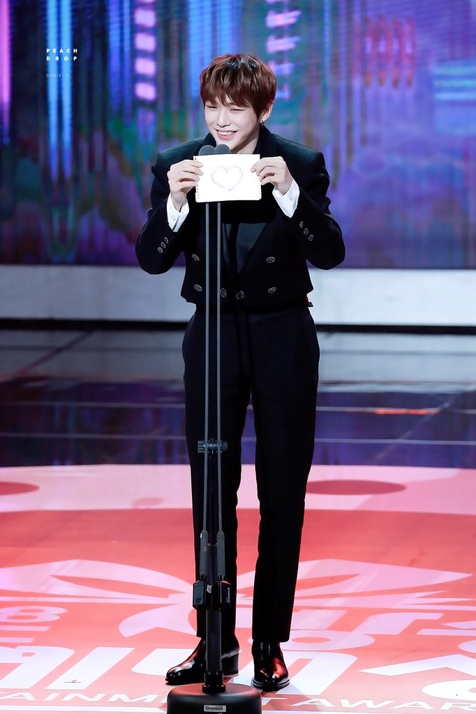 KANG:ONG tweet media