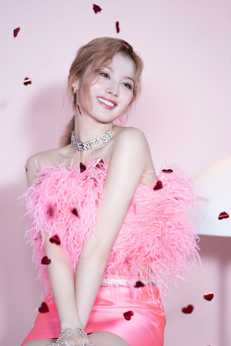 sanapics's tweet photo. jype's post for sana's birthday https://t.co/KfT2FRojov