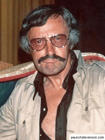 paunchstevenson's tweet photo. Happy 100th Birthday to Stan the Man Lee!

https://t.co/WfSLhdLlJh https://t.co/69cYaprIwq