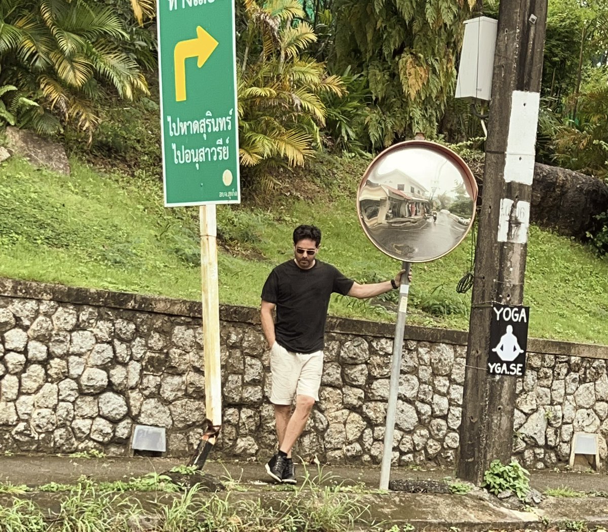 michaeldavis777's tweet photo. Living in Thailand 🇹🇭 I’m exploring while working abroad to help build brands and transform #Nomad #tech #transformation #branding #ThailandDigitalAwardsXฟขต #thailanddigitalawards2022 #Thailand #bangkok #phuket https://t.co/ZwfuDjmd2N