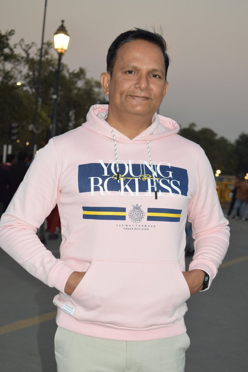“A bird sitting on a tree is never afraid of the branch breaking. Her trust is not on the branch, but on its own wings. Always believe in yourself”

“पेड़ पर बैठा पक्षी कभी भी डाल टूटने से नहीं डरता।  उसे डाल पर नहीं अपने पंखों पर भरोसा होता है।  खुद पर विश्वास करो."