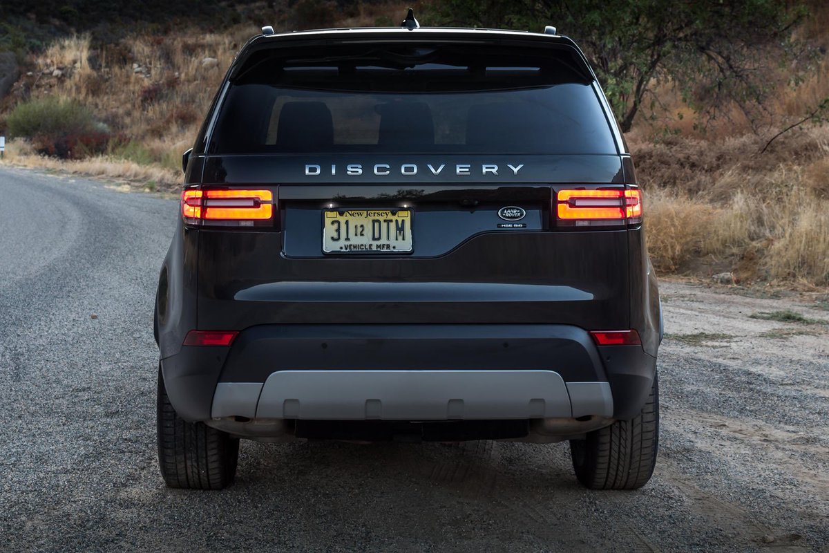 ErrorPayment's tweet image. Tailgate always has me thinking this is 2/3s of a car when I’m drivin on the road