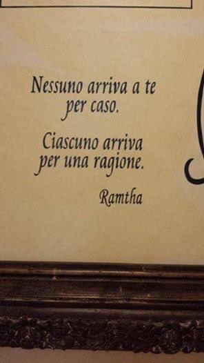 아무것도 당신에게 우연히 오는것은 없다
이유가 있어서 오는 것이다