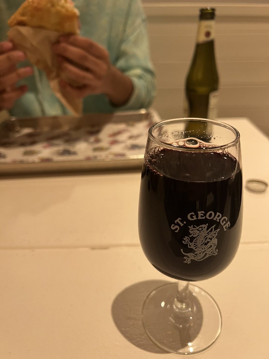 limeyspark's tweet photo. having a wine https://t.co/sPcSLDaMzk