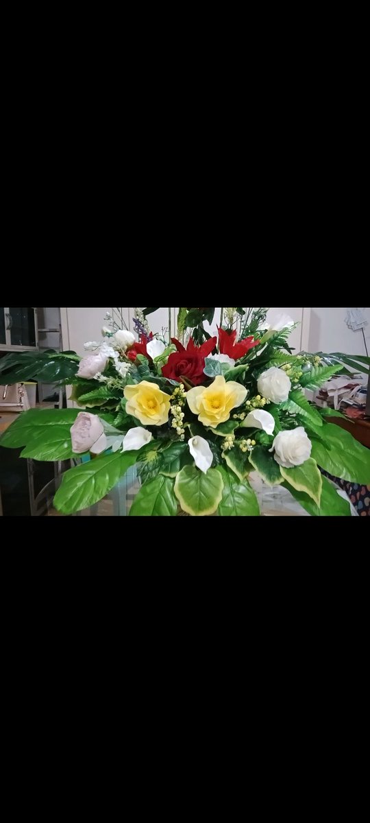 bright | free tag tweet media