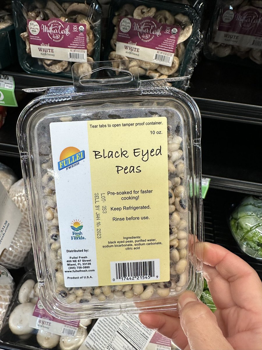 fulleifresh's tweet photo. Our presoaked Black Eyed Peas are on shelves @sproutsfm in Florida!

#blackeyedpeas #holidayfood #newyearsfood #newyearstradition #groceryshopping #whatsfordinner #eatmoreveggies #eatmoreplants #plantbased #veganfood #supportlocalfl #pulses https://t.co/3tHfcar2op