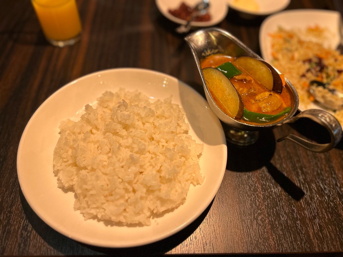 hari_lassanai's tweet photo. 居酒屋KAZOKUからSenberoになりました。カレープレートも限定でやるみたい。お近くの方は是非♡
#松戸グルメ　#松飛台　#senbero https://t.co/M2kNznuZWl