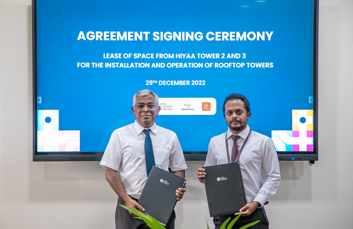 SmartCommv's tweet image. We have signed an agreement with Dhiraagu, for the installation and operation of rooftop towers in Hiyaa Tower 2 and 3. With these cellular towers, the mobile coverage in Hiyaa area will be improved! @Dhiraagu  #smartcities #enablingconnectedcommunities
