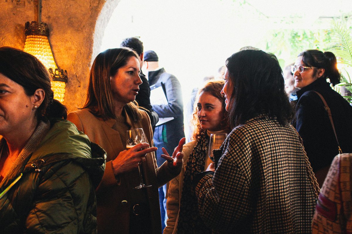 desenvolvelugo's tweet photo. 🍷🍢💼 Grazas por acompañarnos no APERITIVO DE NEGOCIOS #NadaLmenteLucense, o evento de clausura os almorzos de negocios do 2022 e no que compartimos sensacións sobre a campaña municipal #LocaLmenteLucense 👥🚀🥳. https://t.co/PkwLFYDxzE