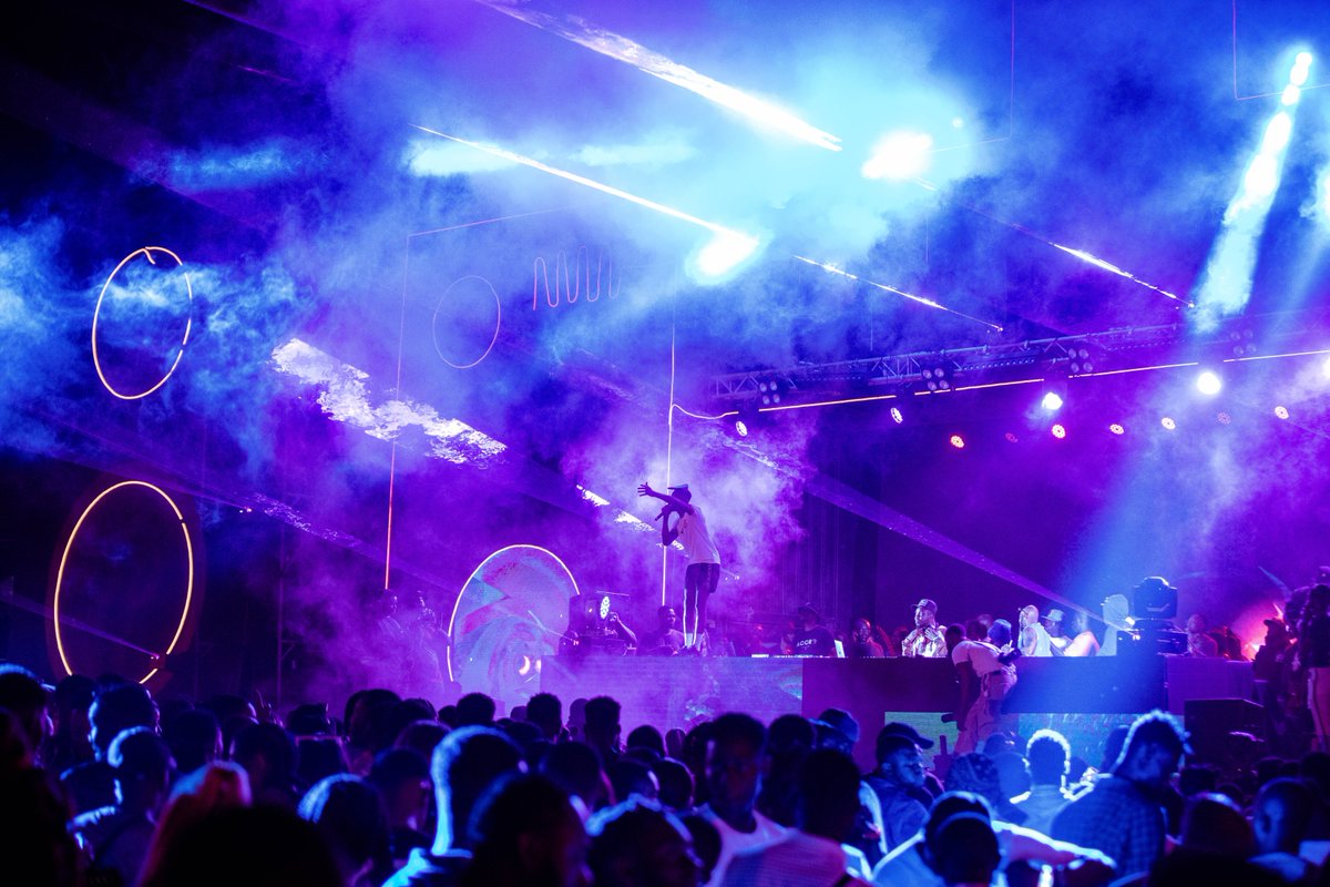 TheDettyRave's tweet photo. FEELS LIKE A DREAM 

#DETTYRAVE https://t.co/bmD8UufiAA