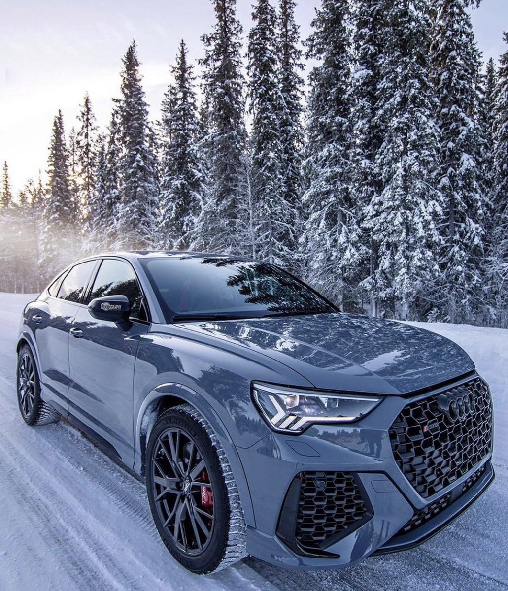 FastCarsWorld's tweet image. Audi RSQ3 ❄️