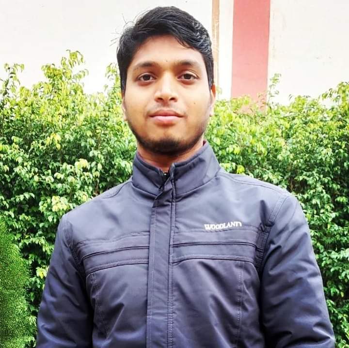 PCP_SDVM's tweet image. GOOD NEWS👏👏👏
Our dear brother Akhil jee (batch 2006-13),selected and joined as a teacher under the Delhi Government,after clearing the DSSSB exam. He was serving as a science teacher in Sewadham for the last 3 years.Many many congratulations and best wishes to you Akhil jee🙏