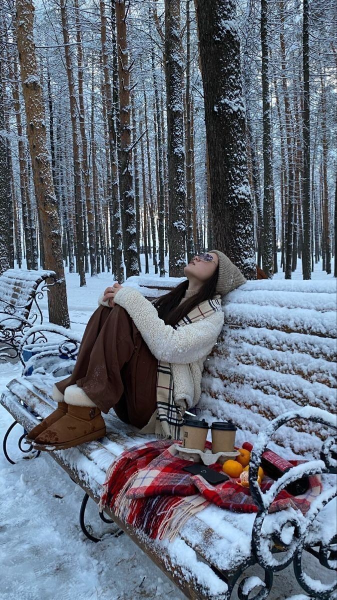 HxileeB's tweet photo. —Vía IG—

Disfrutando del bonito blanco que cubre la villa estos días, junto a mi amorcito. Gracias @MatthewHealyB por la foto. https://t.co/uBQthD6bsk
