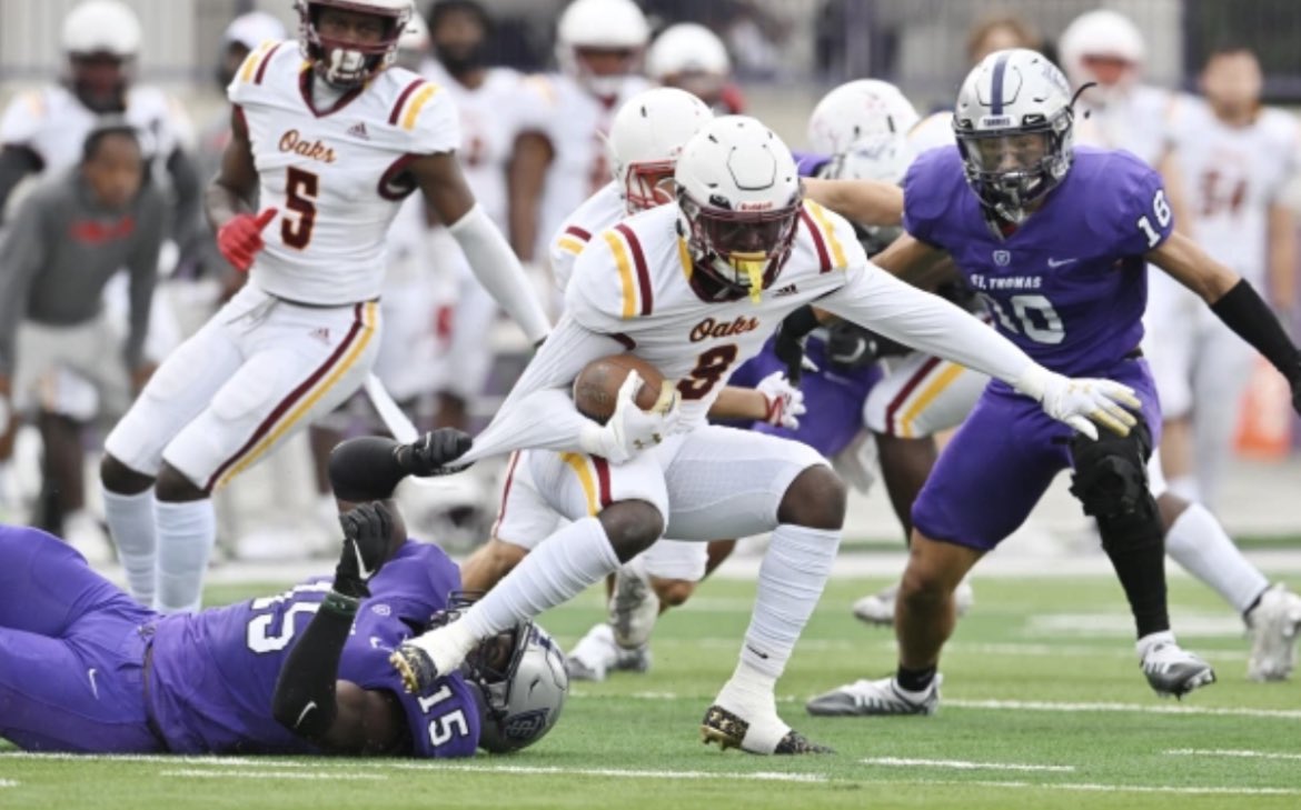 #AGTG After a great conversation with <a href="/CoachPatHen/">Pat Henderson</a> I am blessed ti receive an offer from Lincoln University! @PantherWest <a href="/coachsolovi/">osolovi</a>