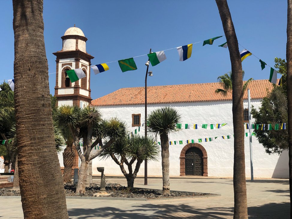 Hashtagmajorero's tweet photo. 21 de febrero: Carnavales.
8 de septiembre: Festividad de Nuestra Señora de Antigua.
Fiestas locales en #Antigua
Fiestas 2023 en #Fuerteventura https://t.co/cLxfmZrwbH