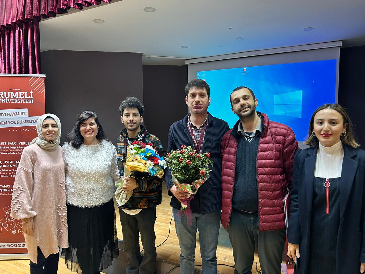 OfficialBBAL's tweet photo. Beşir Balcıoğlu Anadolu Lisesi Kariyer günlerinin ilkini gerçekleştirdik . Tüm 12. Sınıf  öğrencilerimize mühendislik alanında kariyer planlama konusunda Rumeli üniversitesi Arş.Gor. Saim Hatipoğlu tarafından bilgilendirme yapıldı. https://t.co/Cu0VXtoq2E