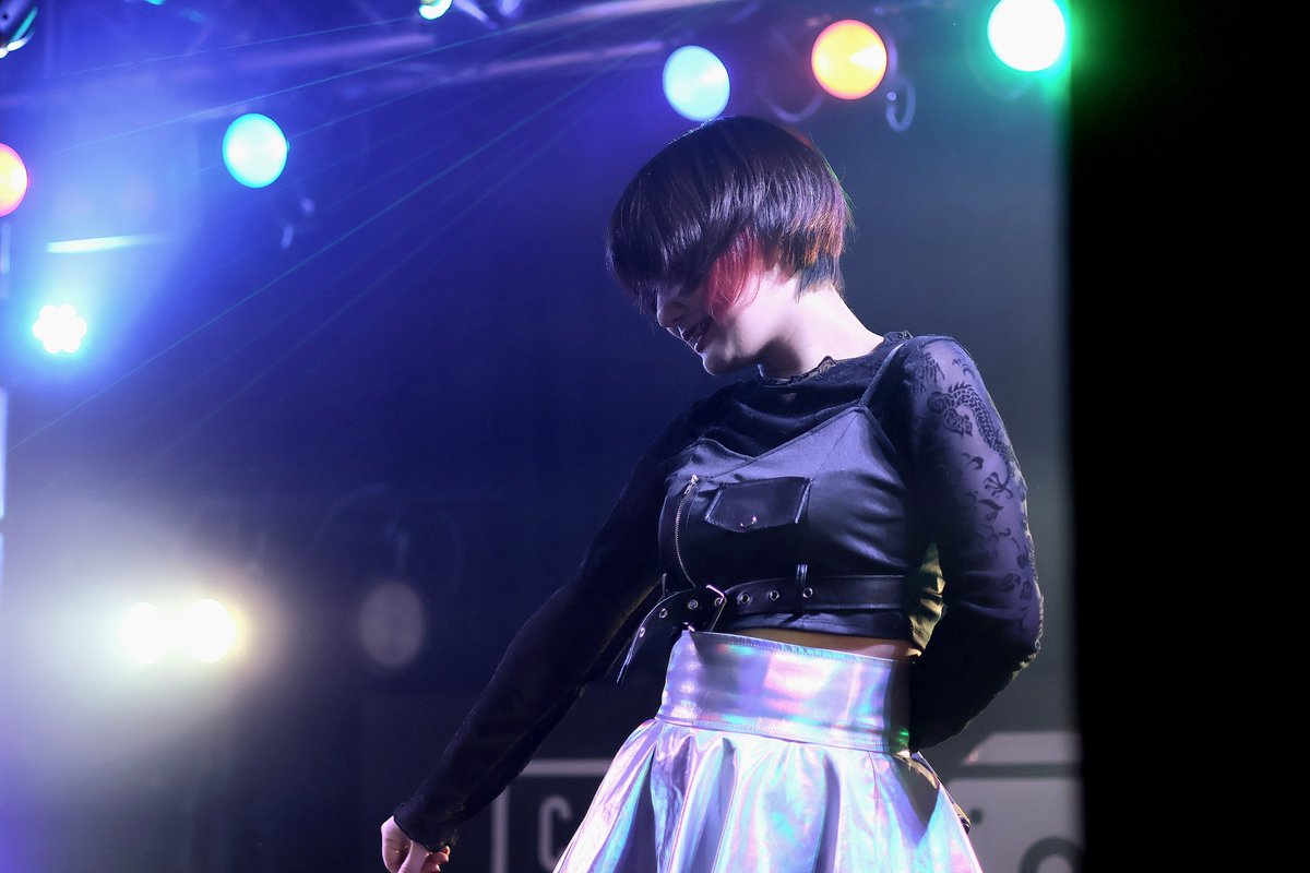 gutti0924's tweet photo. 2022.12.21(Wed.)
無銭から始まる恋のから騒ぎ
札幌CLUB ANiMA
−−−−−−−−−−−−
The HARE
さや
−−−−−−−−−−−−
#The_HARE
#TheHARE
#guttishot 
#live写真
#アイドル
#札幌アイドル
#ライブアイドル 
#さや https://t.co/qDyKIBqGH8