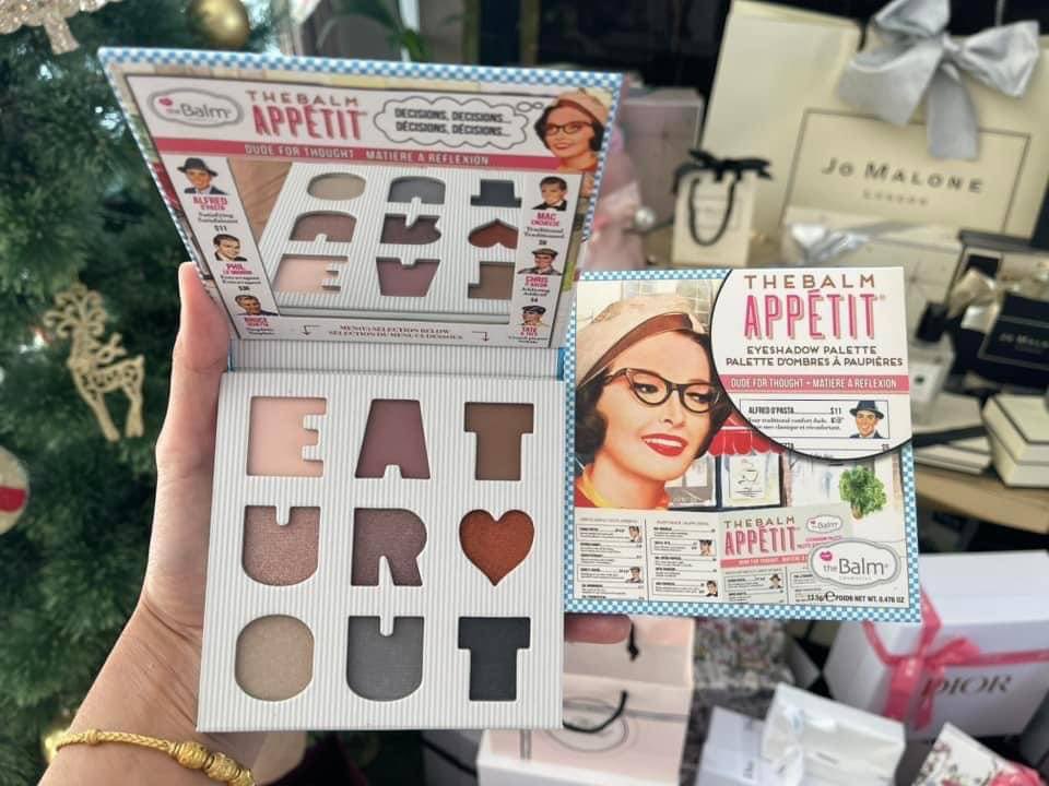 numjshop's tweet image. 🎃พร้อมส่งราคา 450฿ (จากปกติ 590฿) - The Balm Appetit Eyeshadow Palette Eat Ur Heart Out : พาเลทอายเชโดว์ 9 สีสวยน่ากินครบทุกรสชาดตามคอนเซ้ปต์พาเลทนี้ 
มีทั้งเนื้อแมทและชิมเมอร์

#thebalm #นัมสต็อค