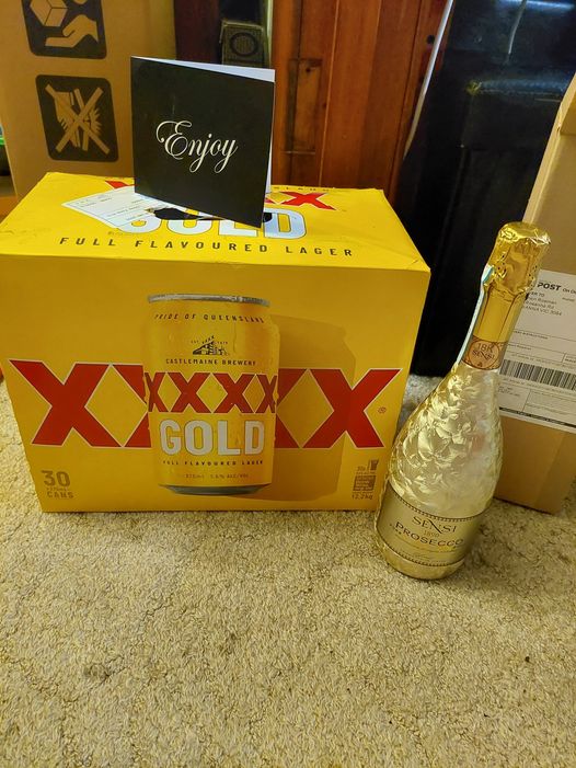 sub_tl's tweet photo. So a mystery box of XXXX was delivered last night and followed up with a golden bottle of Prosecco. I need to hire Benoit Blanc. https://t.co/mzLHJkojTh