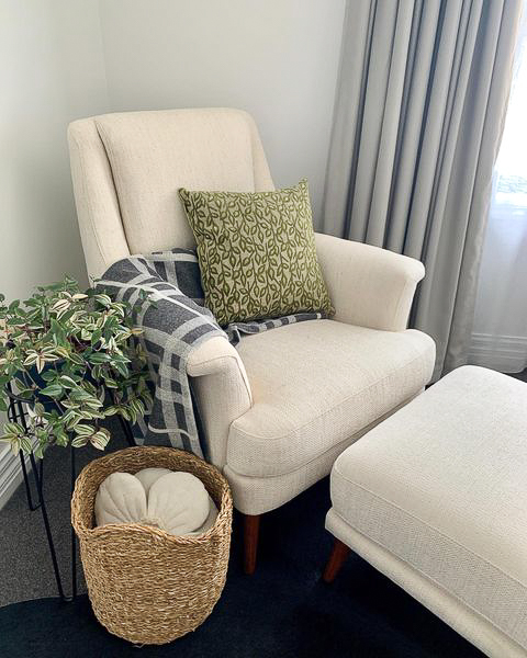 plush_sofas's tweet photo. Our retro-inspired Darby occasional chair captured by @our_boutiquehome_no.26  https://t.co/V6tXaihbSS https://t.co/35DGCzvM0T