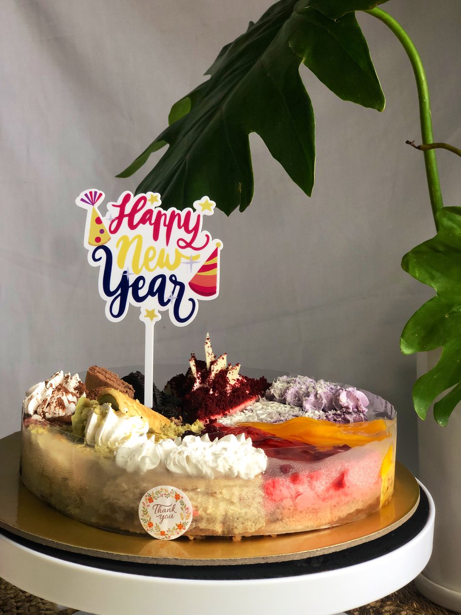 chefkenooleo's tweet photo. CHEEZKEN New Year Giveaways!! 🎆🎇

Fave and RT to get a chance to win an Ultimate Assorted Cheesecake set! Will be picking 3 winners this Dec 31! Happy New Year guys!! 2️⃣0️⃣2️⃣3️⃣ https://t.co/xHT1dRT3RT