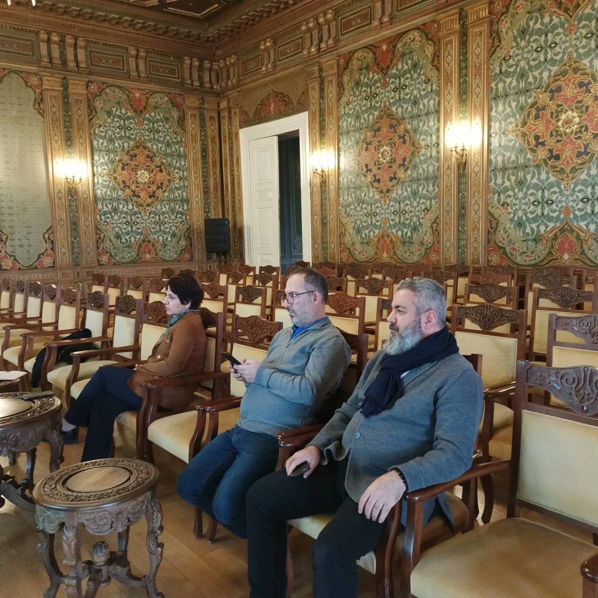 istkaorgtr destekli YEP-051 Projesi kapsamında oluşturulacak 
<a href="/DijitalKutupIST/">DijitalKütüpİST</a> platformunun iş süreçlerine dair toplantılarımız devam ediyor. Proje koordinasyon ekibi ve yüklenici firma yetkililerinin katıldığı toplantıda, firma yazılım sürecine dair sunumunu gerceklestirdi.