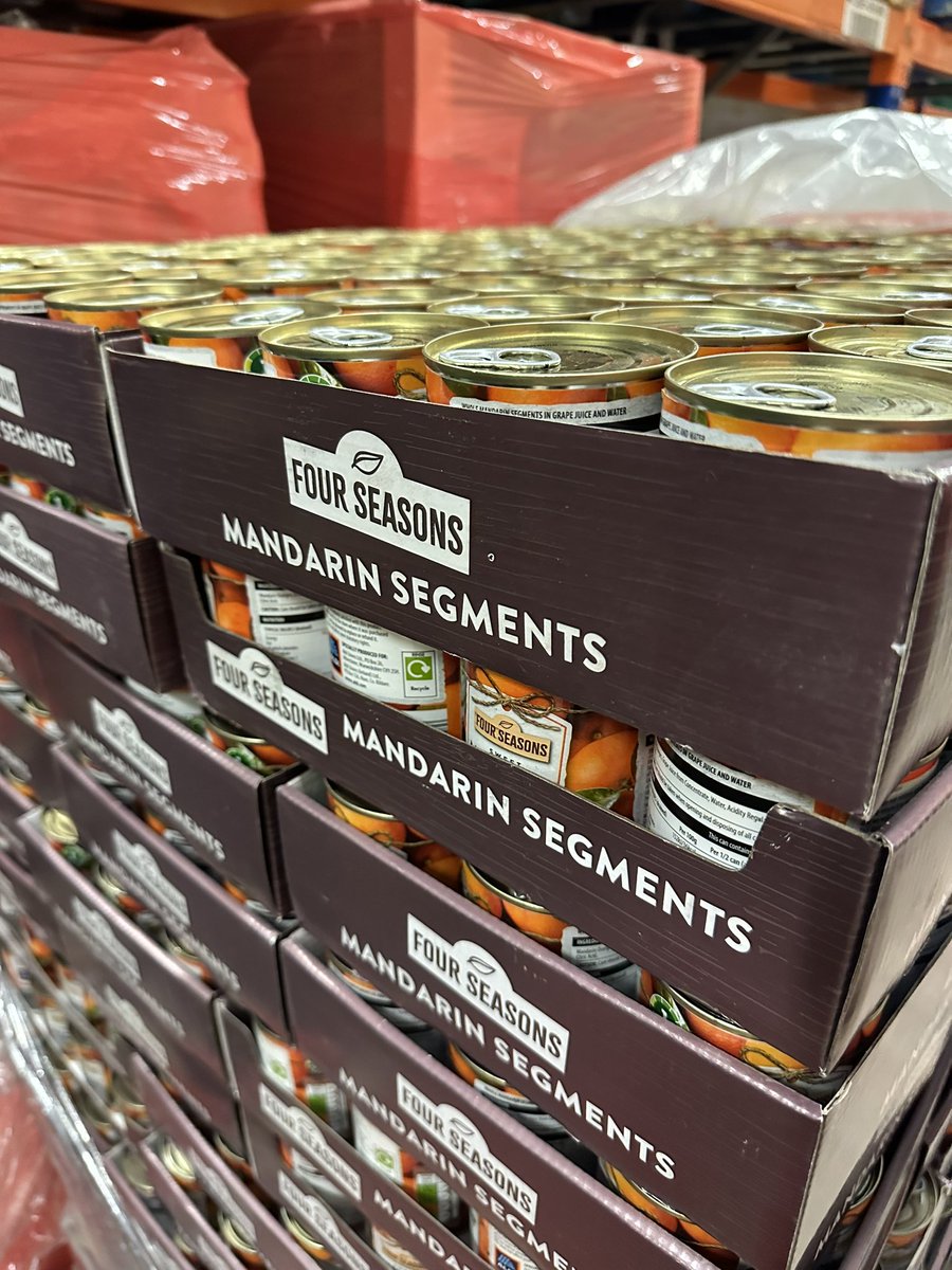 The latest charity to receive £1000 from the <a href="/thesheff1000/">The Sheffield 1000 Charity</a> is <a href="/S6Foodbank/">S6Foodbank</a> 

They help 500 families a week (1300 people) &amp; provide 550 tonnes of donated food every year.

Chris, who runs it, says he’s using the money to buy a pallet and a half of tinned fruit. Like all of us… 1/2