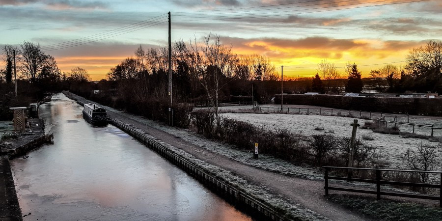 Boating can be a great lifestyle, but it can get tough at times. Here’s how we’re putting boaters in touch with the people who can help. ow.ly/yUA250LS2Yt #BoatLife #NarrowboatLife