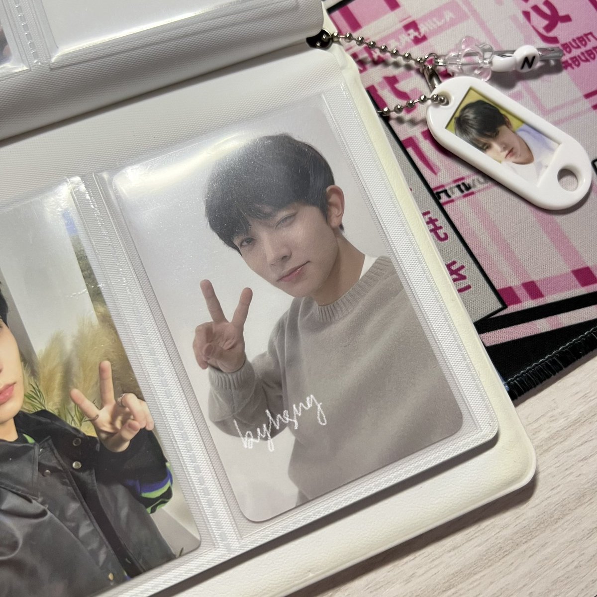 byhsng's tweet photo. . .ย ๊ฐ #byhsngmails ๊ฑ . .
๐ from: @Tineec4rt
hi po! i got heeseung na today!! thank u so much for the snacks den ๐ฅน i really appreciate it ๐ซ till our next!
โ #Tinefeedbacks https://t.co/R8AaAUY9ME