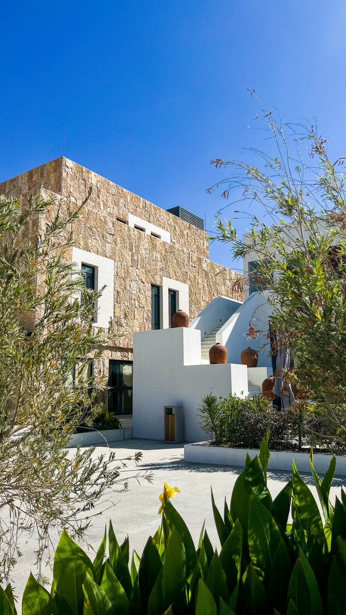 R I Y A D H 
الريــاض💚